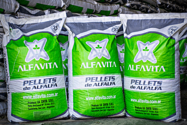 Pellet de Alfalfa ALFAVITA en bolsas de 25kg