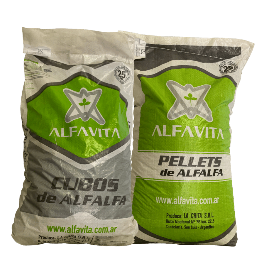 Sacos de Cubos y Pellet de Alfalfa marca ALFAVITA